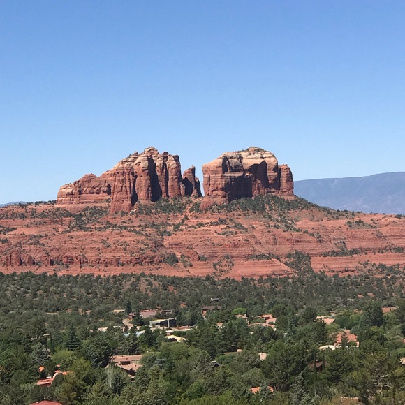 Meet your Posher, Leticia - Picture 5 of 5